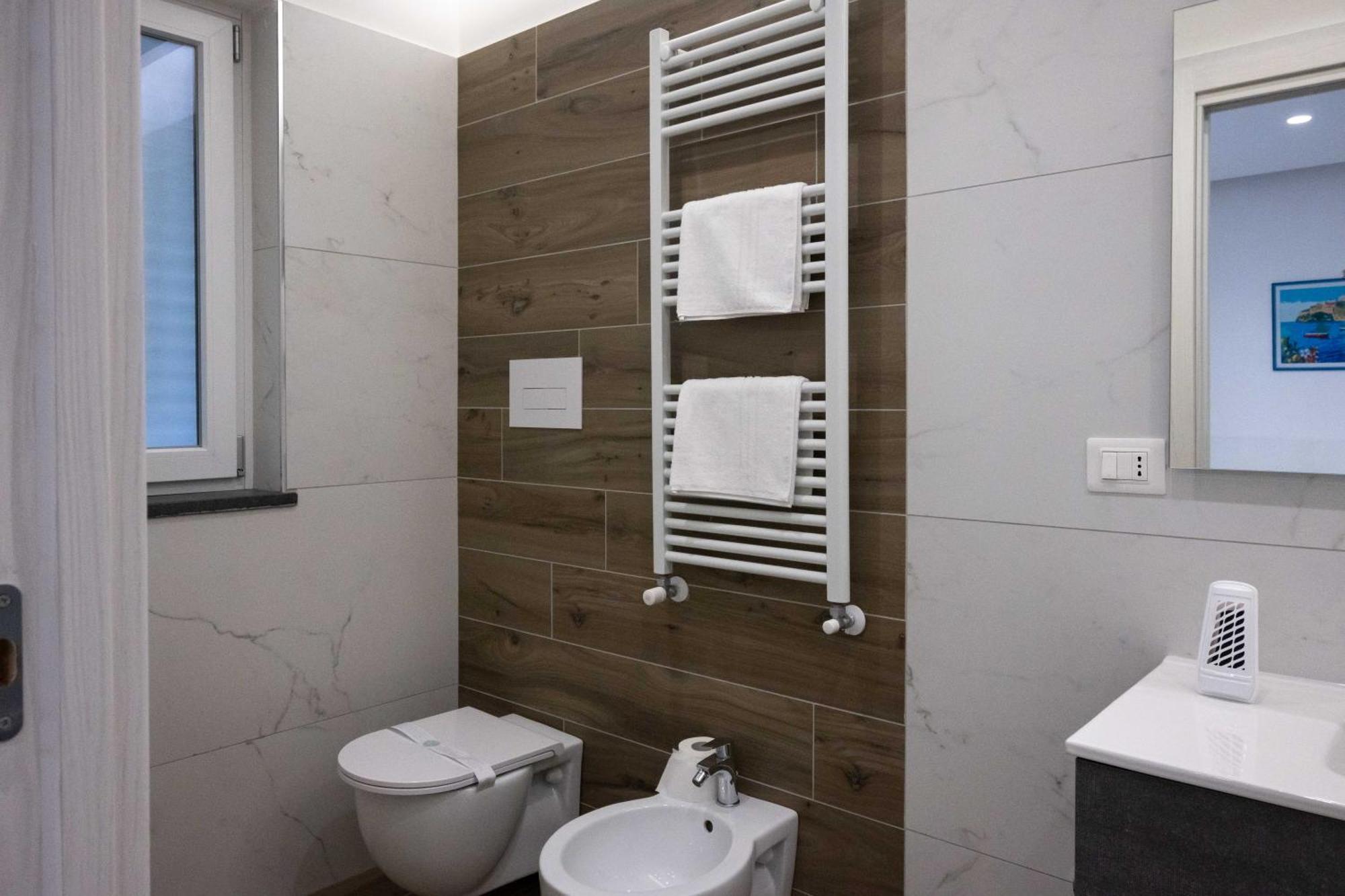 Ansiro Rooms Home Business Scisciano Bagian luar foto